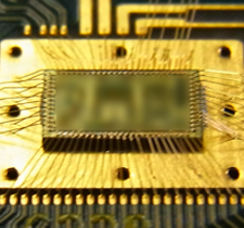 ▶ ワイヤボンディング